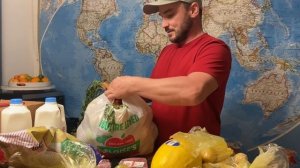 Бесплатная еда в США /дали много продуктов /Дают всем / Помощь и поддержка населения/ обзор/ Америк