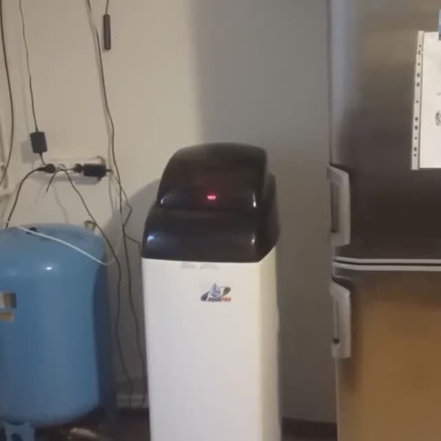 Умягчитель воды AQUAPRO Cabinet-L смотреть онлайн