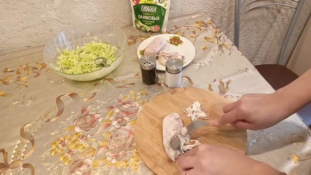 Простой, быстрый и вкусный салат всего из двух ингредиентов!#салат#вкусные #быстрые #рецепты#recipe