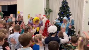 Детей Сокольников поздравили с Новым годом