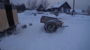 Поездка в таёжный посёлок по зимнику. Ремонт гусеничного вездехода. Рекордный вывоз металла за раз.