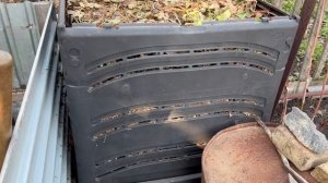 Вчера посадили помидоры, а сегодня их нет! Муж не зря сделал гробы. Мой сад, моя дача