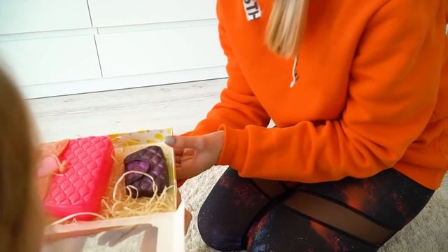 Марго и игры в съедобное как шоколад и настоящее