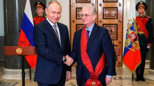 Путин вручил Пиотровскому орден «За заслуги перед Отечеством» I степени