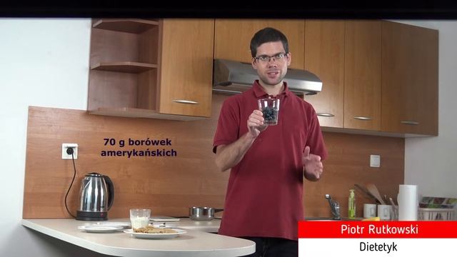 Obiad w wersji 300, 400 i 500 kcal | Makaron, jogurt, borówki | Jadłospisy wzorcowe