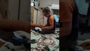 Оружие , а точнее пистолет стреляющий дисками