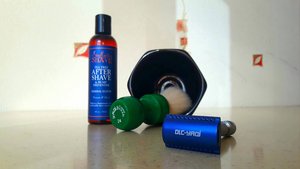 Бритье. Станок Yaqi, Palmolive cream, Yaqi brush, SQUADRO, PolSilver, Shea Moisture herbal elixir.