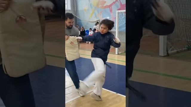 Разминка перед боем в карате киокушинкай