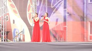 Русский вальс песня (А. Пахмутова)