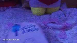 у Милки под ёлкой подарок 🎁