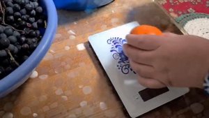 ЕйскВыпали зубы. Собираем виноград и хурму. Надвигается шторм.