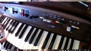 Русский вальс - все звуки добыты из электрооргана Yamaha Electone 1982 года