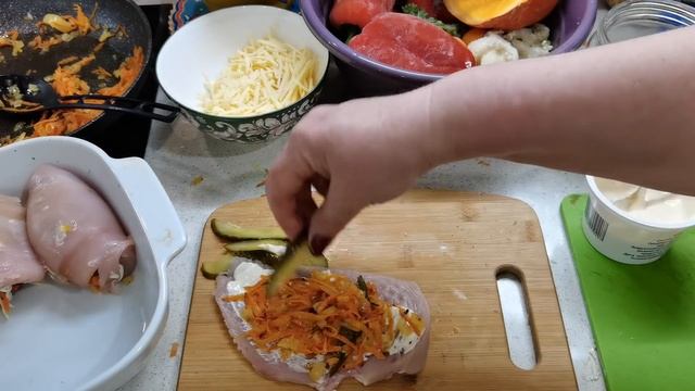 Как приготовить сочные КУРИННЫЕ ГРУДКИ с начинкой и запеченые овощи. Вкусный воскресник