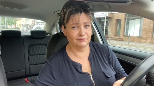 Из уважения к другим,Сабрина заболела,укусила оса,всё возвращается,жизнь удалась,соберусь и уеду 👍