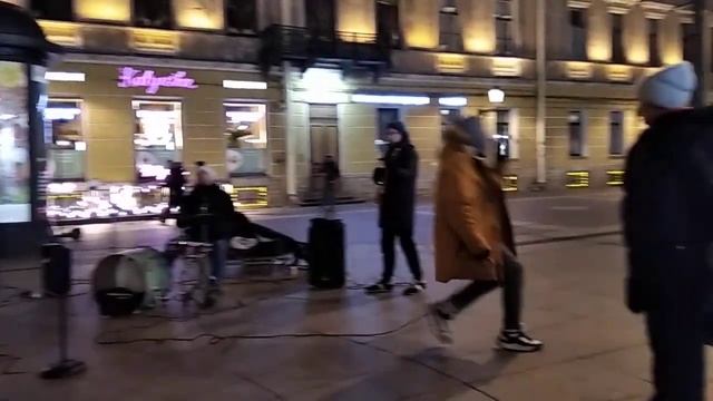 УЛИЧНЫЕ МУЗЫКАНТЫ ПИТЕРА,Глеб Васильев и гр.Шумные Соседи(6) 22.10.23.