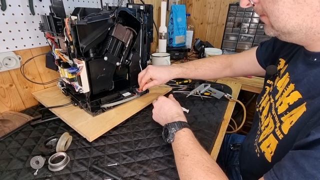 Jura с кофемолкой g3. Жернова G3 не продаются, но есть выход. смотреть онлайн