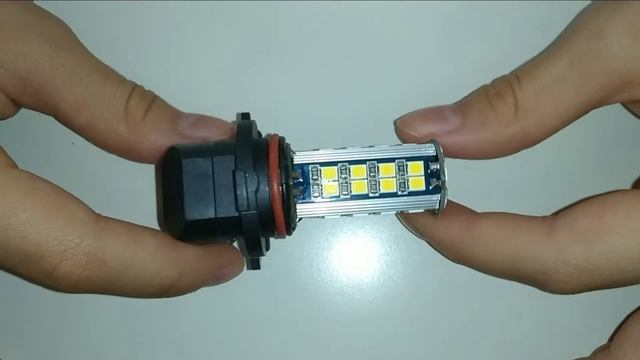 Комплект светодиодных ламп Solarzen HB4-38s35 для противотуманных фар, передних ПТФ 9006 цоколь P22d смотреть онлайн