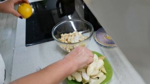 Как приготовить ЯБЛОЧНЫЙ ПИРОГ на творожном тесте. Нежный, сочный как торт. Вкусный воскресник