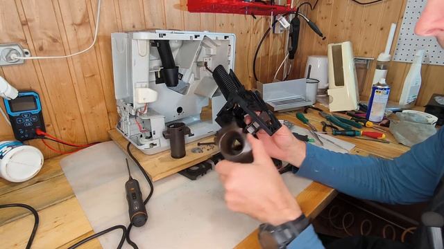 Jura ena5 после самостоятельного обслуживания. Смотрим, где ошибся клиент. смотреть онлайн