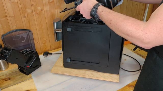 Miele cm 5200. Добавьте кофе. смотреть онлайн