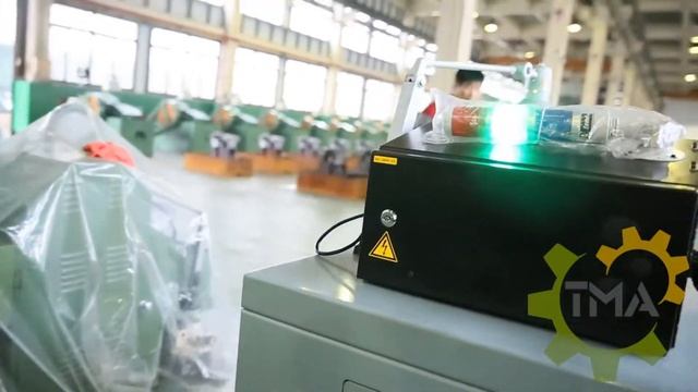 Холодновысадочный станок в защитном кожухе для производства винтов и саморезов серии RA-2C смотреть онлайн