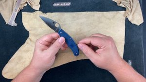 SC94PCBL Spyderco UK Penknife SlipIt Cobalt