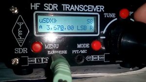 Китайский карманный трансивер USDX вечерний прием любительских радиостанций на 80 метрах