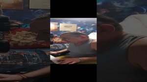 Сгорая плачут саечи.