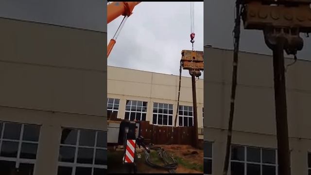 Устройство шпунтового ограждения из шпунта Ларсена. Услуги бурения тел. +7 (985) 185-77-77