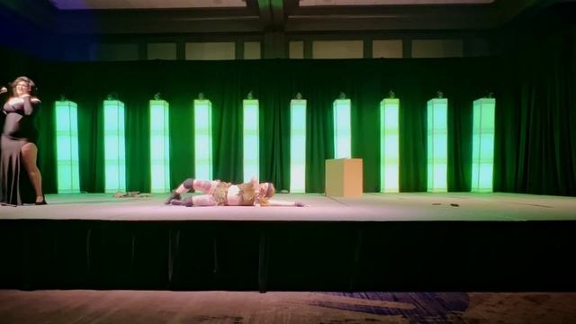 Titan Moon Burlesque - MGS Snake Eater - Send Noobs @ Anime Weekend Atlanta 2022 смотреть онлайн