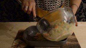 Запеканка с капустой и куриной грудкой.