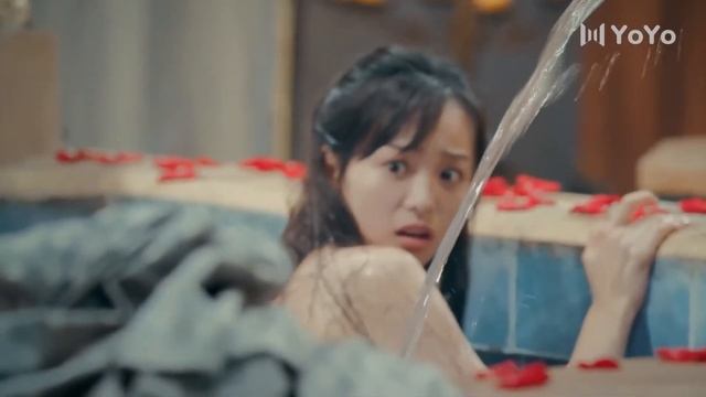 🍬【Full Movie Version】醜妃奶聲奶氣撒嬌狂撩，君上淪陷親熱吻之中，臉出癡漢表情！🍬 #中國電視劇 #甜劇 #愛情 #熱播電視劇 #china