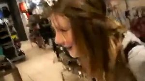 Девушка вдохнула гелий и отключилась / She inhaled helium and disconnected