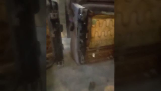 Замена передних сидений, на более удобные, от другого авто. Своими руками.