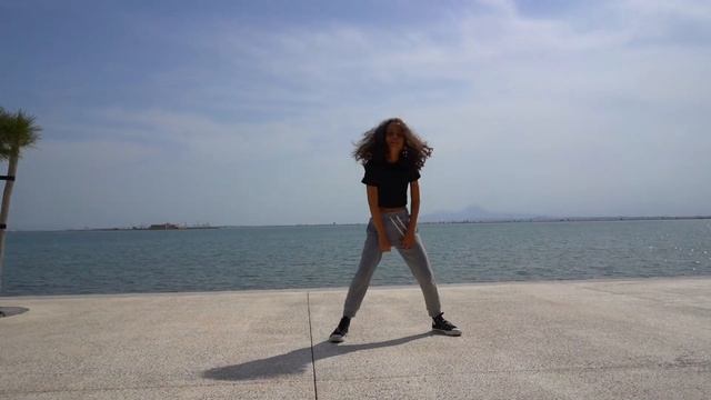 CARDI B - UP Selima Hajri смотреть онлайн