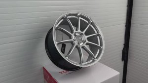 Topwheels GT05 19 8.5J вес 9,1kg Hyper Silver