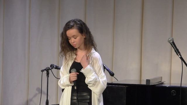 Анастасия Иванова -"Каждому воину..." ( Живой звук!)