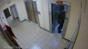Чуть чуть блеванула в парадке и лифте
