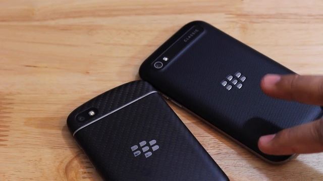 BlackBerry Classic vs BlackBerry Q10 (PART2)