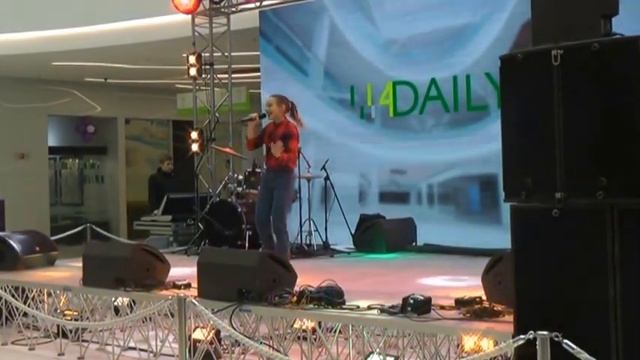 Студия эстрадного вокала "Звездопад" г. Мытищи Фоменко Вероника смотреть онлайн