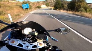 The Sound of BMW S1000RR with Quickshifter