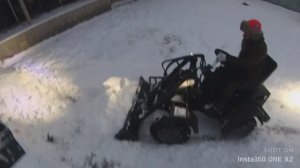 Новый мощный мини трактор ДЛЯ УБОРКИ СНЕГА 🚜✅