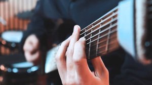 DJENT or THALL? | 8 string guitar riff | Spiritbox Mike Stringer