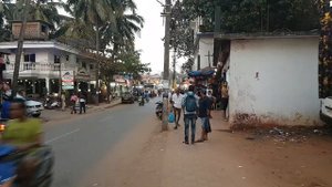 Дорога з пляжу до готелю Adamo the bellus, Goa, India