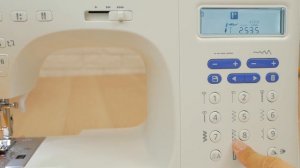 Клавиши быстрого выбора основных  операций Автоматическая штопка NECCHI 7580