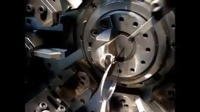 Автоматический станок для изготовления стальных хомутов смотреть онлайн
