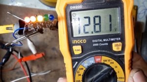 LM339 ИНДИКАТОР ЗАРЯДА АКБ