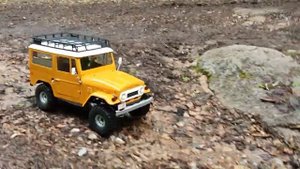 RC Crawler 1:10 🛻 FMS Toyota FJ40