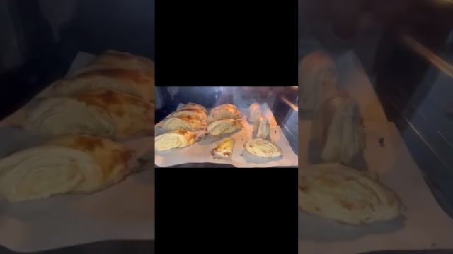 ОЧЕНЬ ВКУСНАЯ ГАТА😋👍Рецепт на канале (ссылка на полное видео в комментариях)