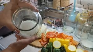 Ассорти на зиму - все что в огороде. В каждой банке свой рецепт